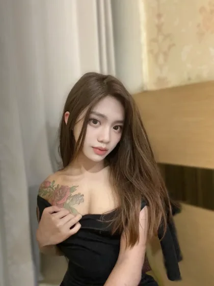 Anna Delvy profile photo 1