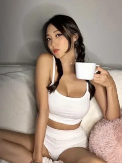 Perfect In Bed profile photo 1
