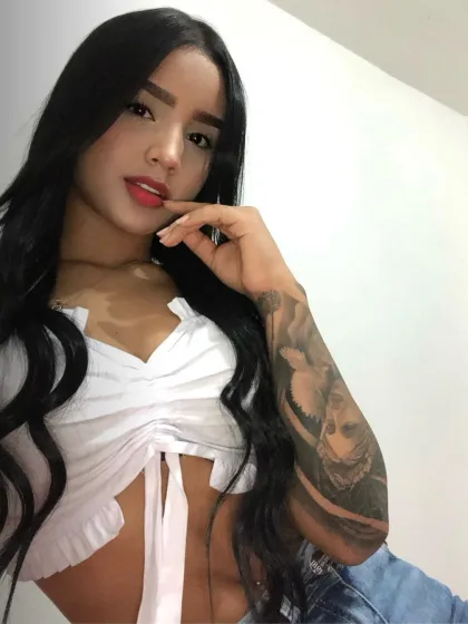 Veronique profile photo 1