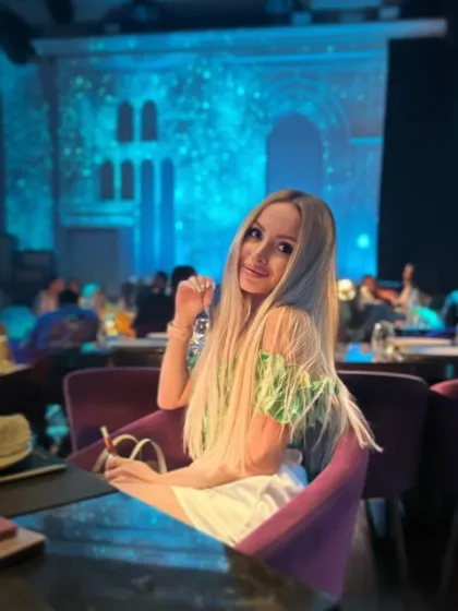 Vikki profile photo 1