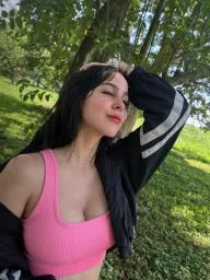 Angela 2 profile photo 3