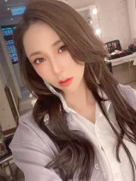 Angele profile photo 4