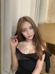 Anna Delvy profile photo 6