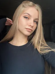 Arina 3 profile photo 10