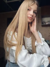 Arina 3 profile photo 7