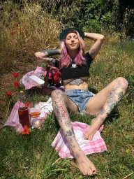Ashley profile photo 4