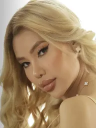 Bella profile photo 4