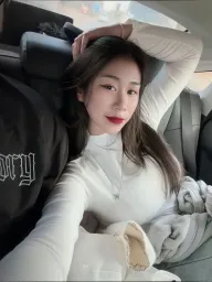 Busty profile photo 7
