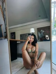 Cleo profile photo 8