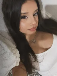 Gloria profile photo 8