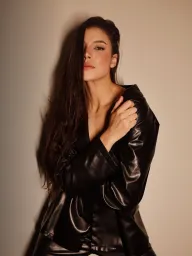 Kim 3 profile photo 10