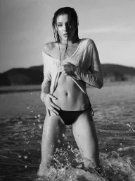 Kim 3 profile photo 9