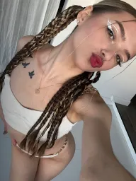 Nicole profile photo 3