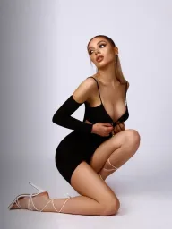 Roma profile photo 8