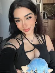 Saira Angel profile photo 7