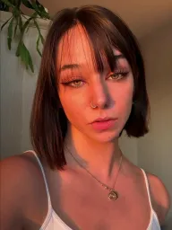 Thalia profile photo 3