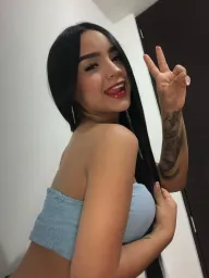 Veronique profile photo 5