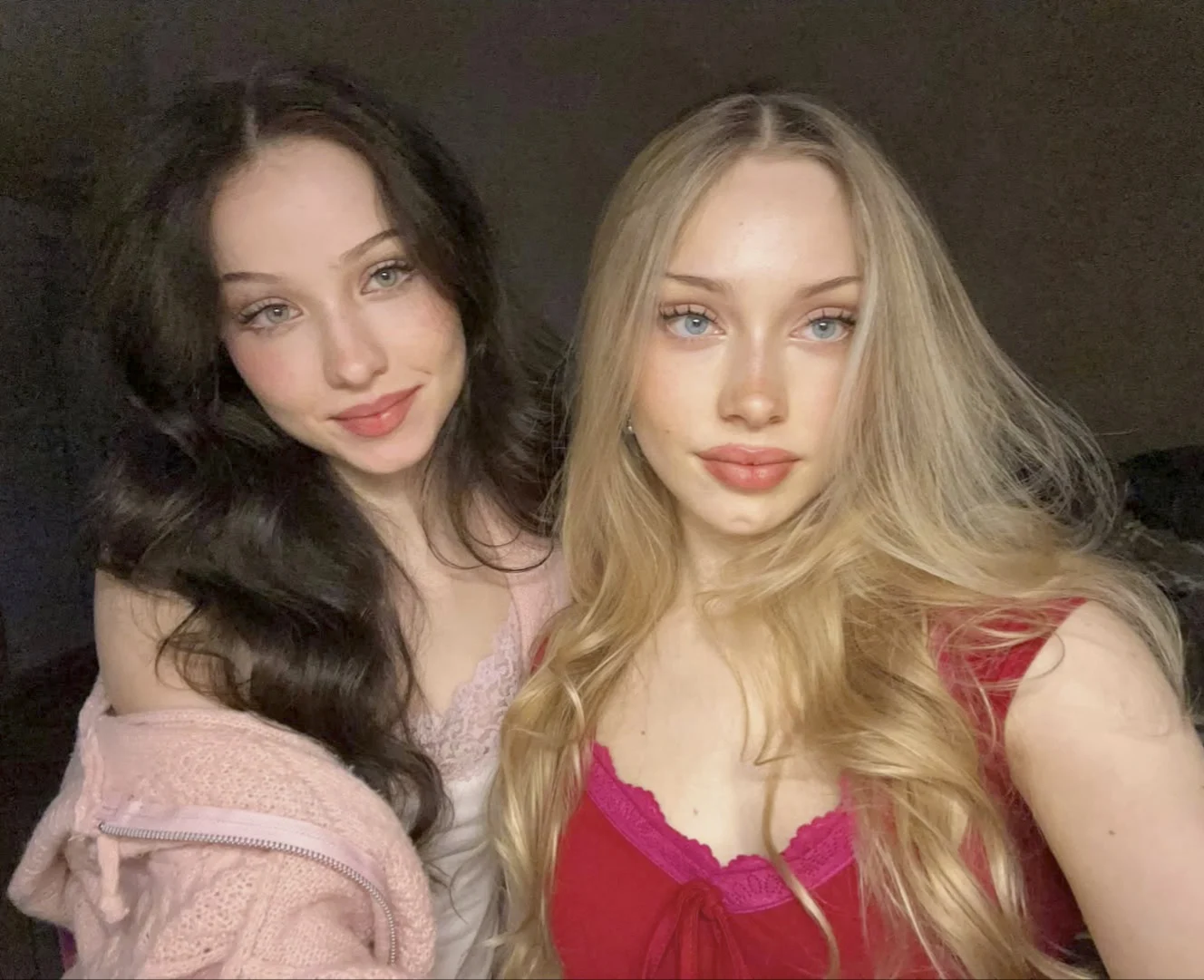Hillary and Tori photo 6